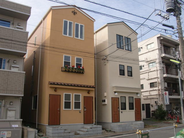 注文建築（2世帯住宅）の画像